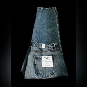 Good American Good Petite 90s low rise straight relaxed jeans